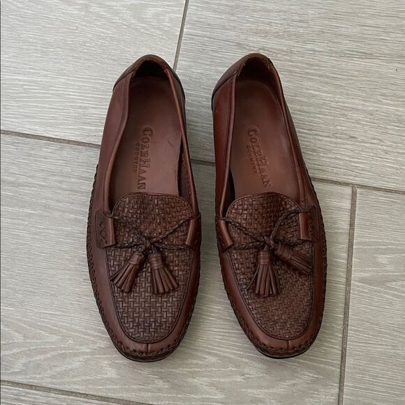Cole Haan Country Womens Tan Brown Leather Tassel Loafers 6 EUC - Picture 1 of 5